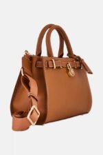 ⁦Tommy Hilfiger Shoulder Handbag For Women Camel⁩ - الصورة ⁦2⁩