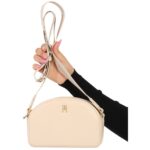 ⁦Tommy Hilfiger Cross Bag For Women⁩ - الصورة ⁦4⁩