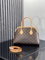 ⁦Louis Vuitton Cross Bag For Women⁩ - الصورة ⁦5⁩