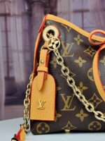 ⁦Louis Vuitton Cross Bag For Women⁩ - الصورة ⁦8⁩