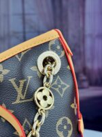 ⁦Louis Vuitton Cross Bag For Women⁩ - الصورة ⁦7⁩